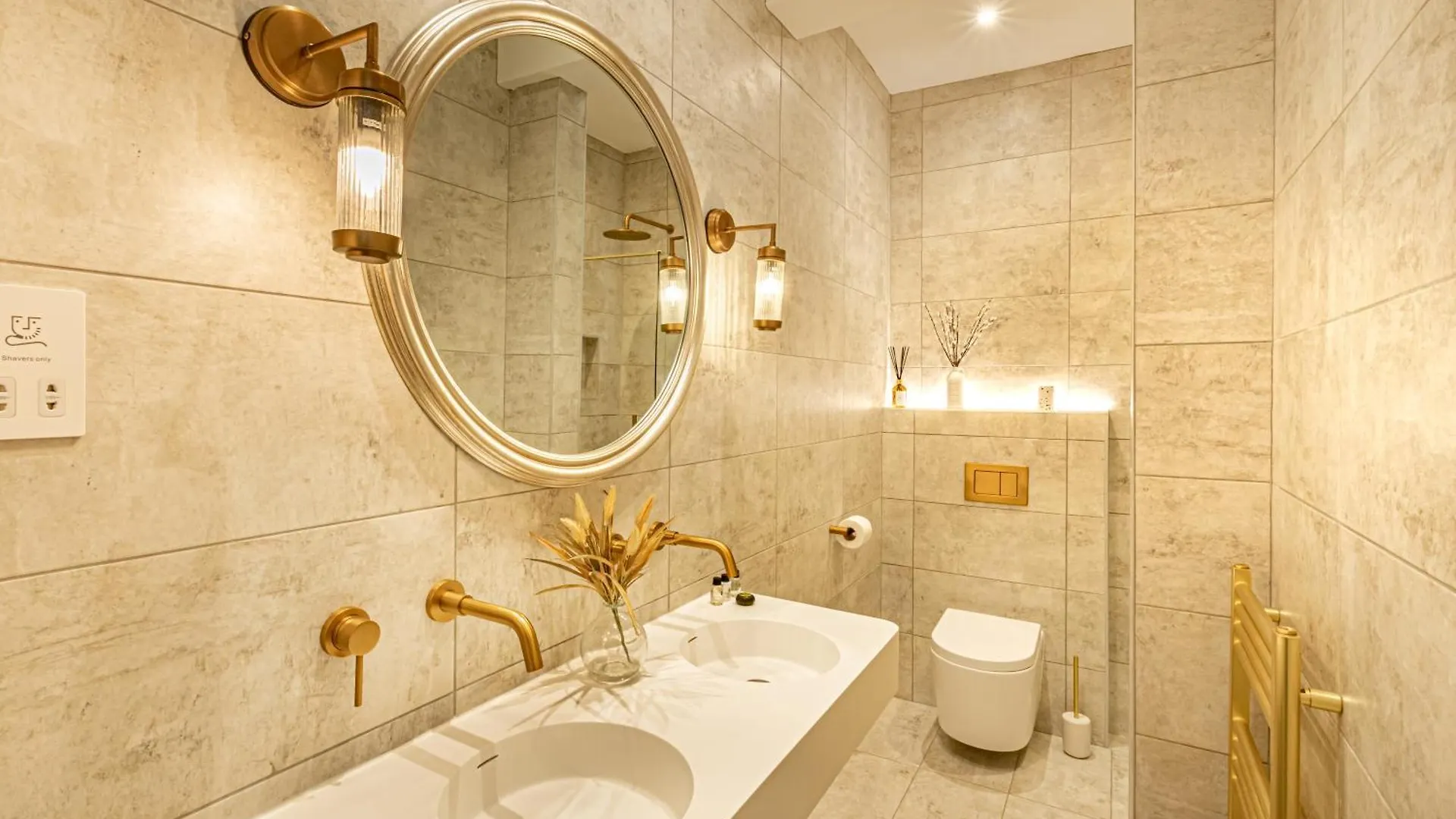 The Shell House - 5 Mins To Cafes & Beaches Bournemouth Semesterbostad